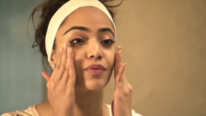 7 Tips Skincare Harian untuk Kulit Berjerawat