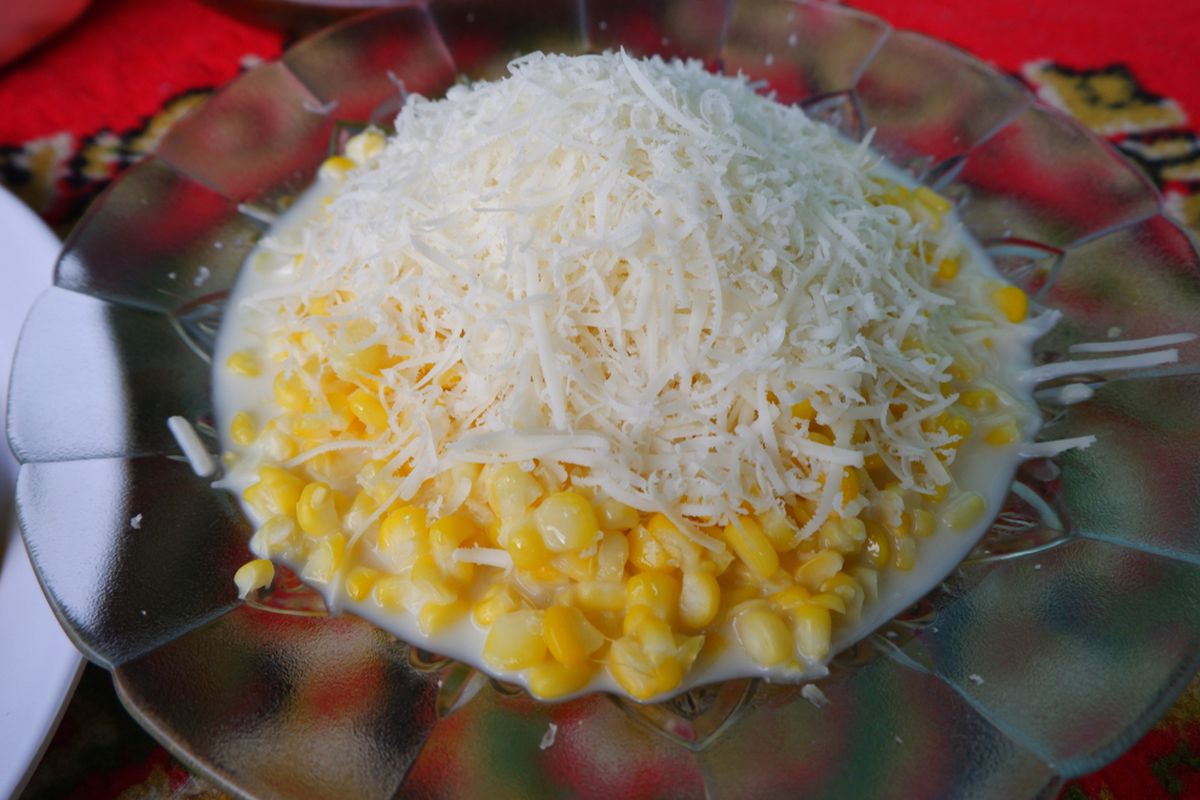 Coba Yuk! Olahan Jagung dan Pisang dengan Saus Keju Lumer